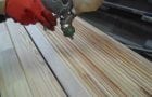 Nous peignons des objets en bois